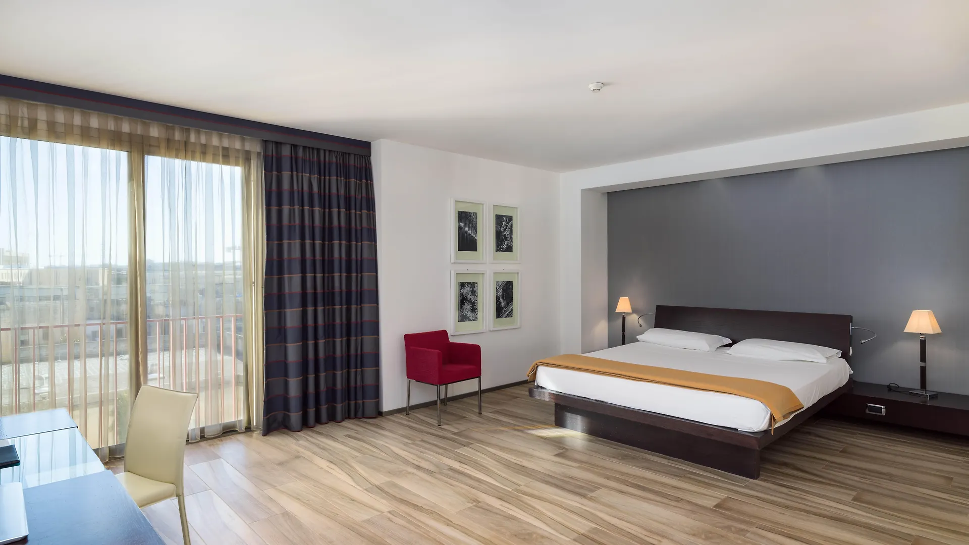 Grand Hotel Tiziano E Dei Congressi contacts